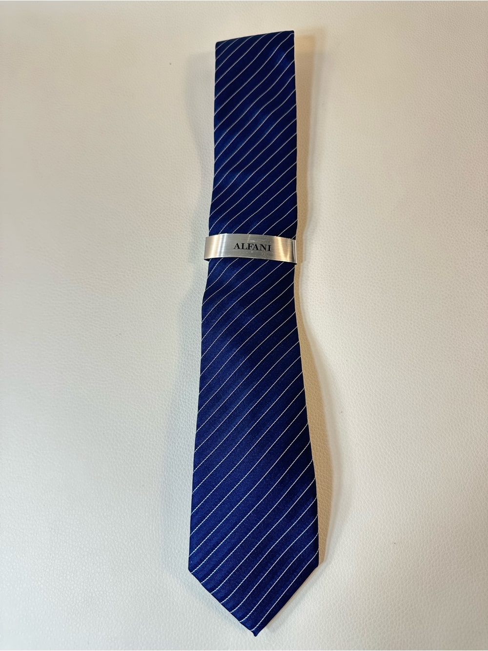 NEW Men’s Alfani Men's Tie Blue/White